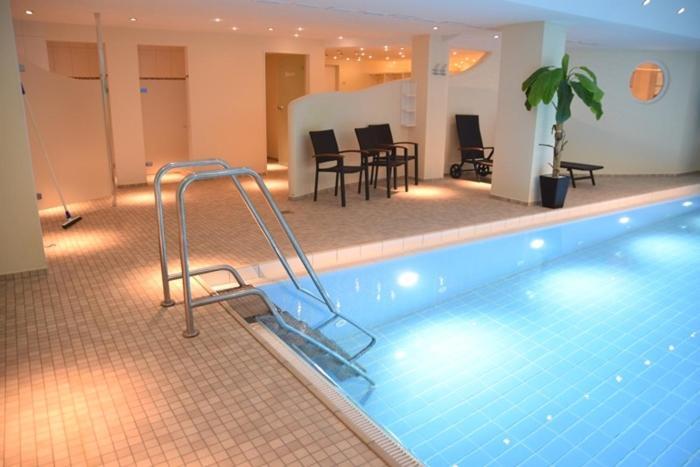 Modernes 2-Zimmer-Appartement Mit Balkon. 베스터란트 외부 사진