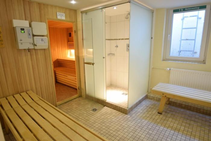 Modernes 2-Zimmer-Appartement Mit Balkon. 베스터란트 외부 사진