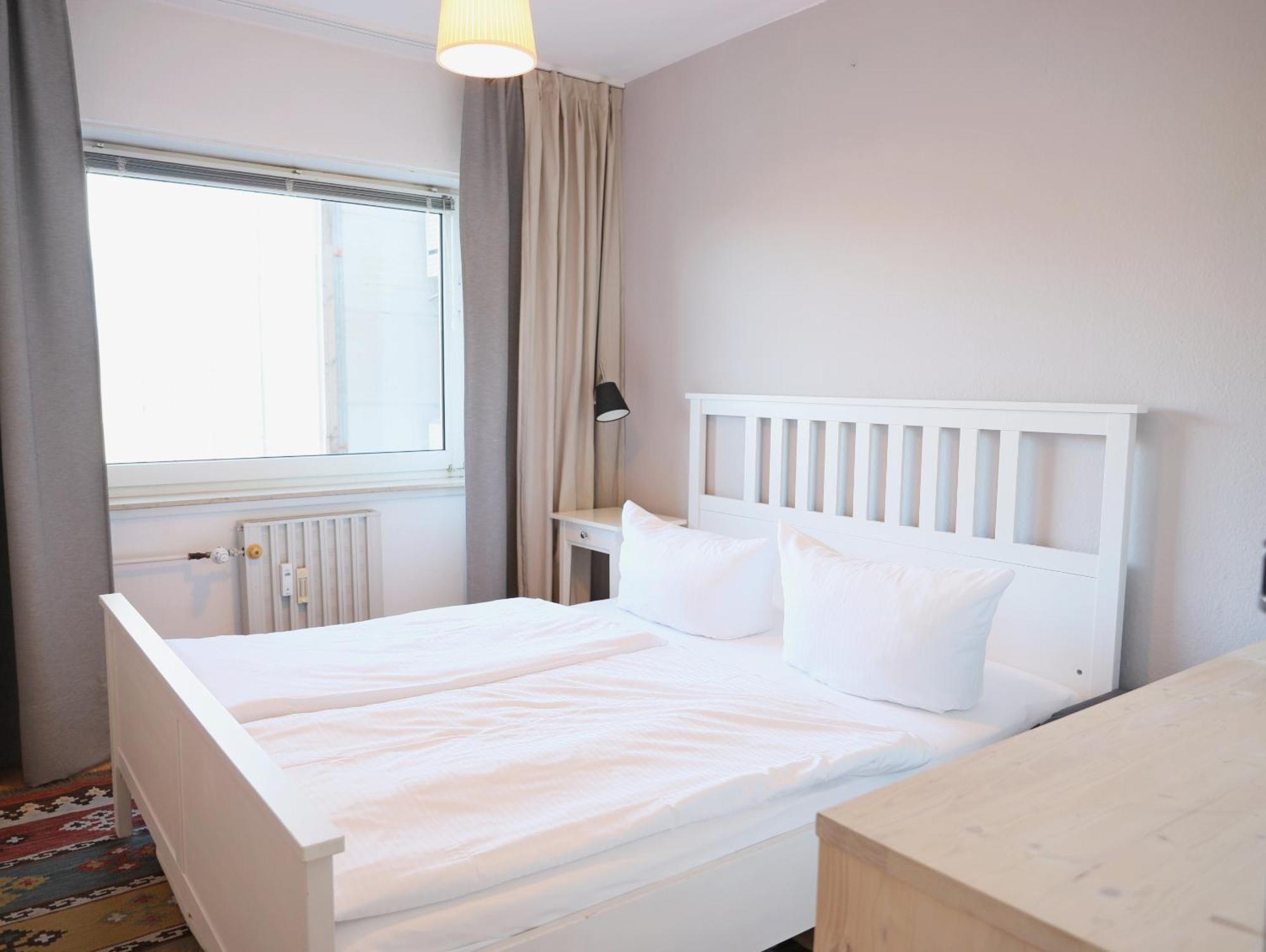 Modernes 2-Zimmer-Appartement Mit Balkon. 베스터란트 외부 사진